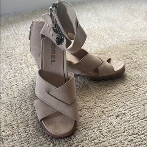 Sorel Women's Tan Sandals size 9